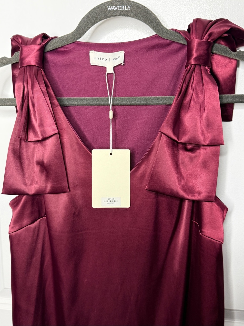Entro Sz S Satin V-Neck Bows on Shoulder Dress in Wine | NWT
